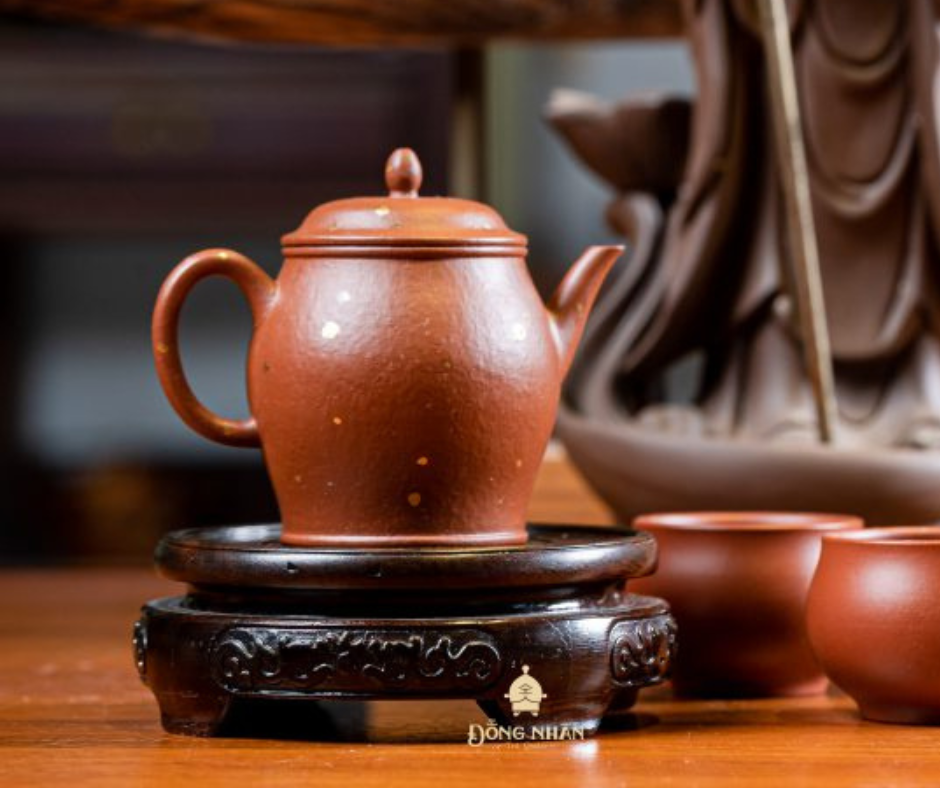 Dáng Ấm Tử Nê Cung Đăng